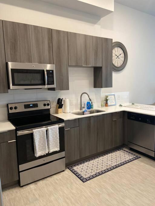 Comfy Midtown 1 Bdr W/ City View And Balcony. Atlanta Buitenkant foto